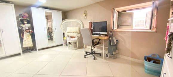 Apartamento de 7 divisões em Naples, Italy N.º 20700 26