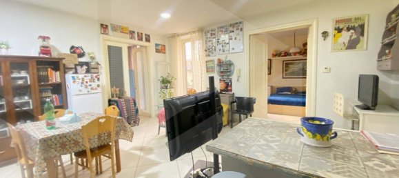 Apartamento de 7 divisões em Naples, Italy N.º 20700 37
