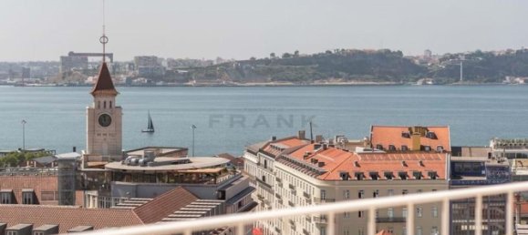 Ático de 2 dormitorios en Lisbon, Portugal No. 274151 3