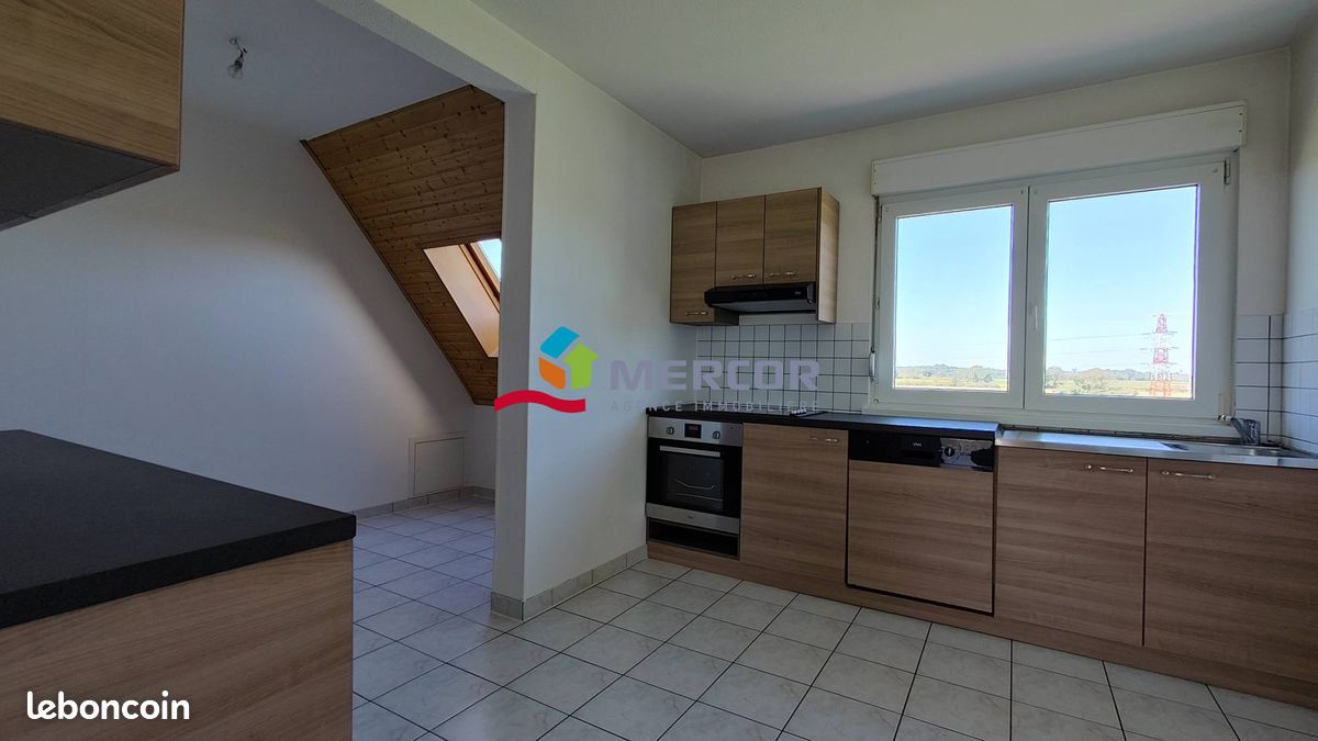 Дуплекс с 3 спальнями в Ольтзен, Франция № 84631