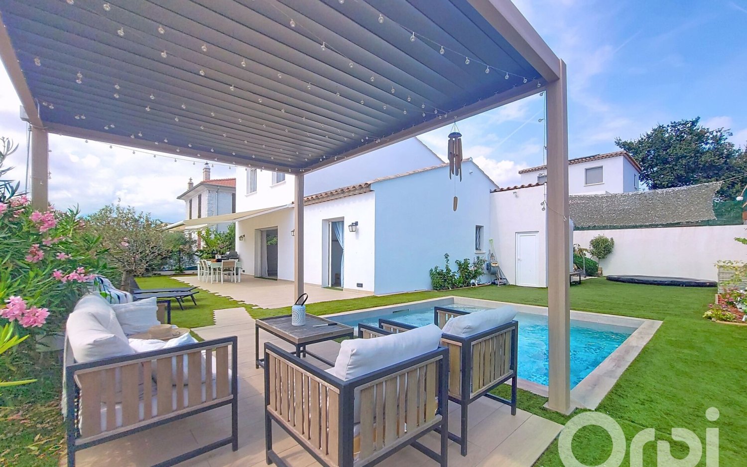 5-Zimmer Haus in Villeneuve-Loubet, France, Nr. 337615