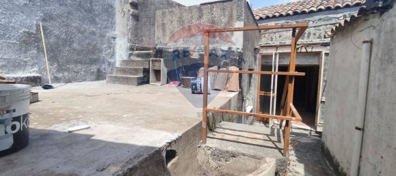 4 Schlafzimmer Haus in Belpasso, Italy, Nr. 362751 37