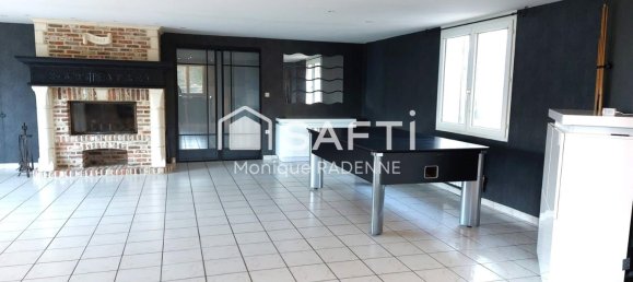 4 bedrooms House in Arras, France No. 74219 10