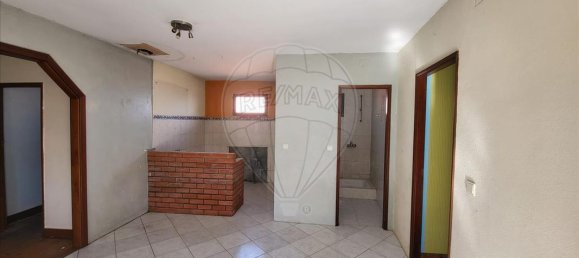 2 bedrooms House in Pinheiro de Azere, Portugal No. 178614 6