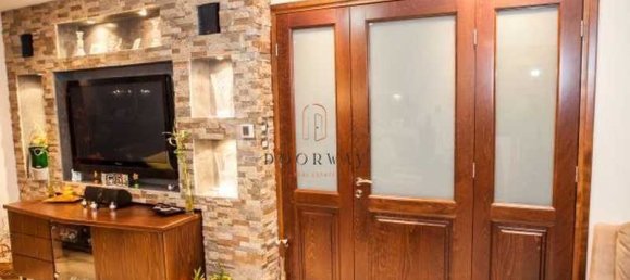 Propiedad comercial de 4 dormitorios en Kolossi, Cyprus No. 104983 6