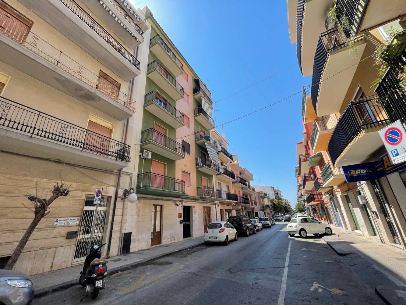 Apartamento de 5 dormitorios en Augusta, Italy No. 331860