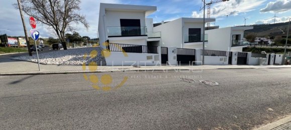 3 chambres Maison à Torres Vedras, Portugal No. 96795 9