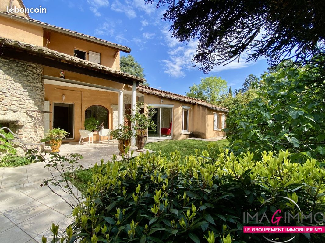 3 غرف نوم منزل في Vendargues, France رقم 338340