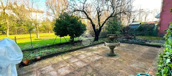 3 Schlafzimmer Villa in Torrile, Italy, Nr. 346175 7