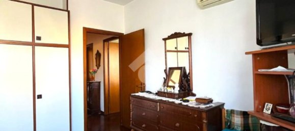 3 Schlafzimmer Villa in Torrile, Italy, Nr. 346175 9