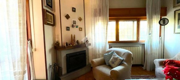 3 Schlafzimmer Villa in Torrile, Italy, Nr. 346175 5