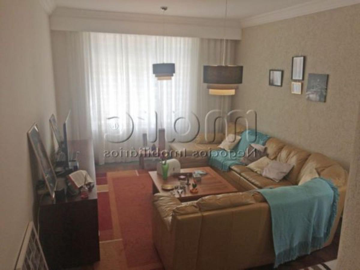 Casa de 3 dormitorios en Sao Paulo, Brazil No. 452237