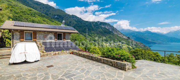 Дом с 3 спальнями в Пьянелло дель Ларио, Италия № 97512 9