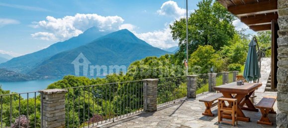 Дом с 3 спальнями в Пьянелло дель Ларио, Италия № 97512 14