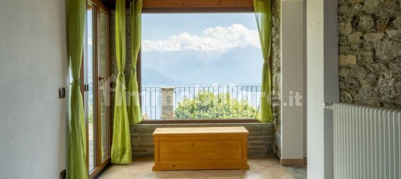 Дом с 3 спальнями в Пьянелло дель Ларио, Италия № 97512 28