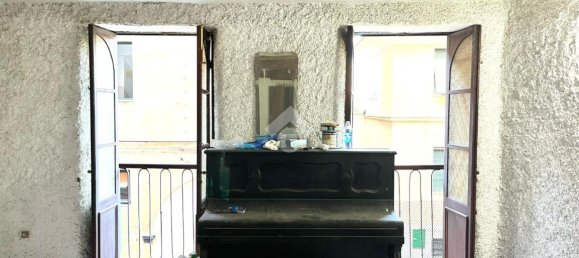 2غرفة شقة في Genoa, Italy رقم 29687 4