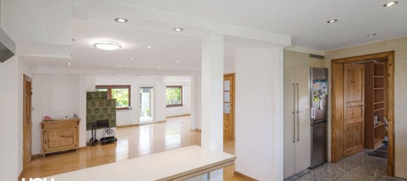 7 rooms Villa in Korneuburg, Austria No. 188466 2