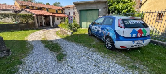 8 rooms House in Udine, Italy No. 21194 5