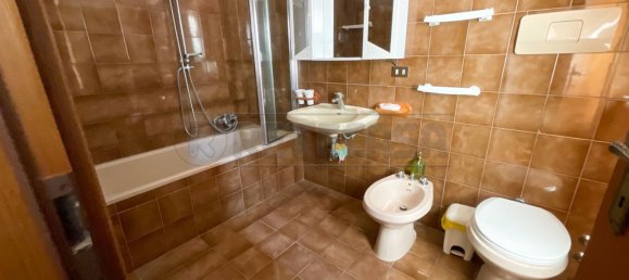 8 rooms House in Udine, Italy No. 21194 13