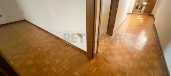 8 rooms House in Udine, Italy No. 21194 9