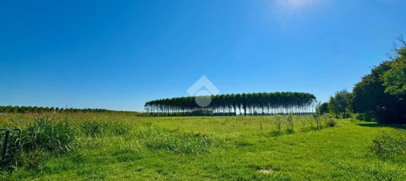 Land in Pordenone, Italy No. 358363 6