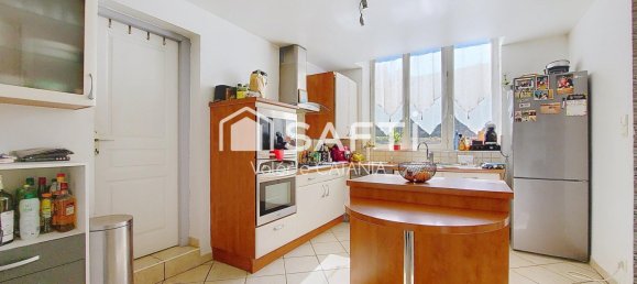 1 bedroom Apartment in Rives, France No. 207060 2