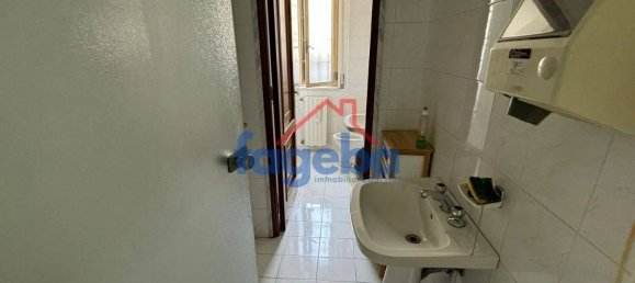1 room Warehouse in Trani, Italy No. 177972 3