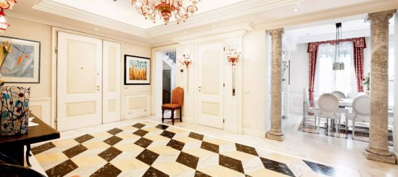 3 bedrooms Villa in Venice, Italy No. 296911 4