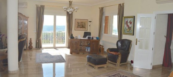 5 bedrooms Villa in Altea, Spain No. 11941 9