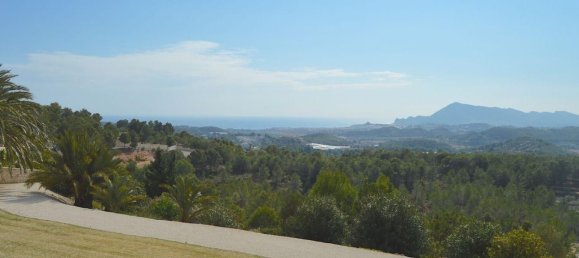 5 bedrooms Villa in Altea, Spain No. 11941 2