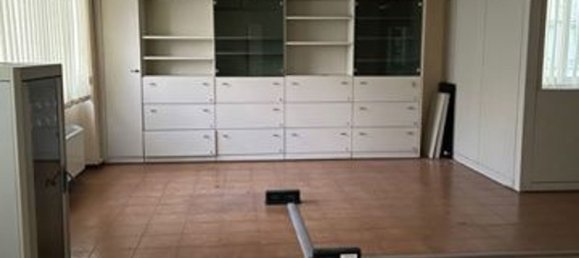 198m² Office in Lucca, Italy No. 122465 4