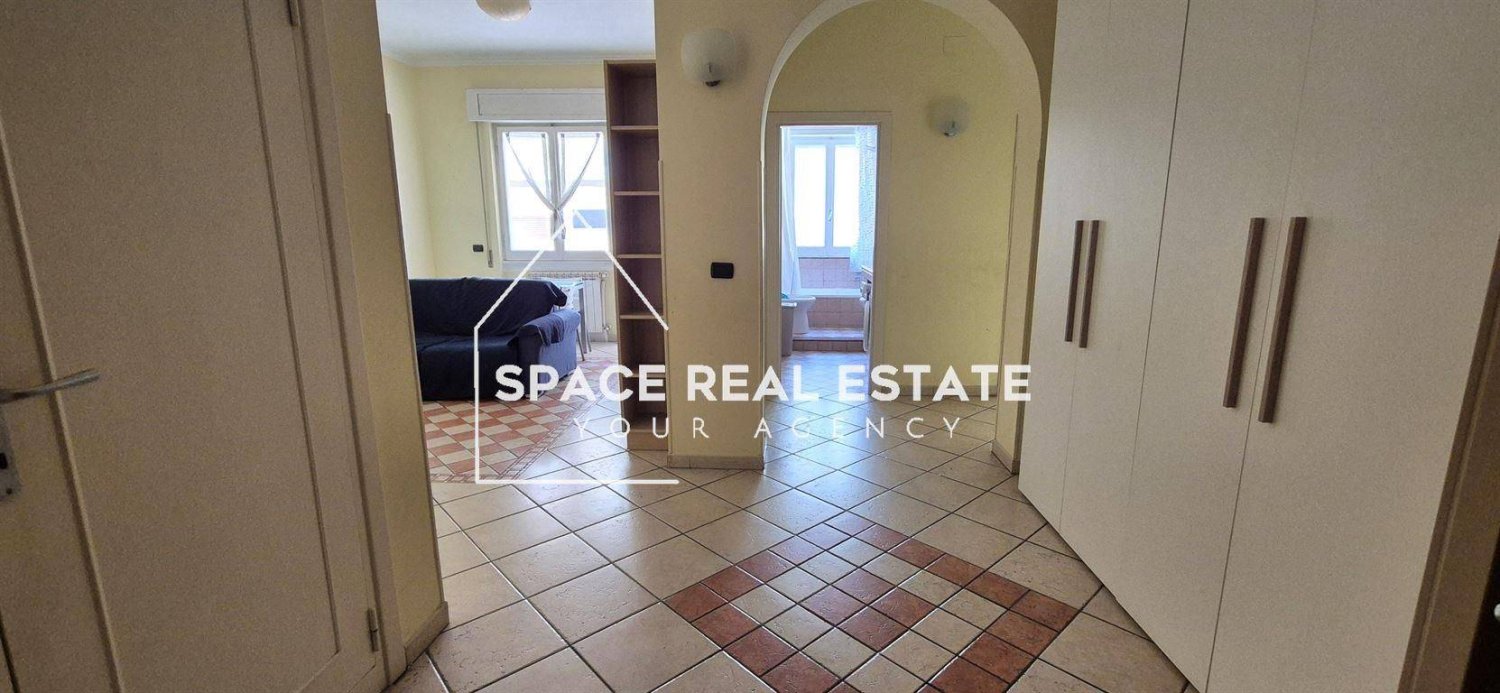 Квартира с 2 спальнями в Помеция, Италия № 306076