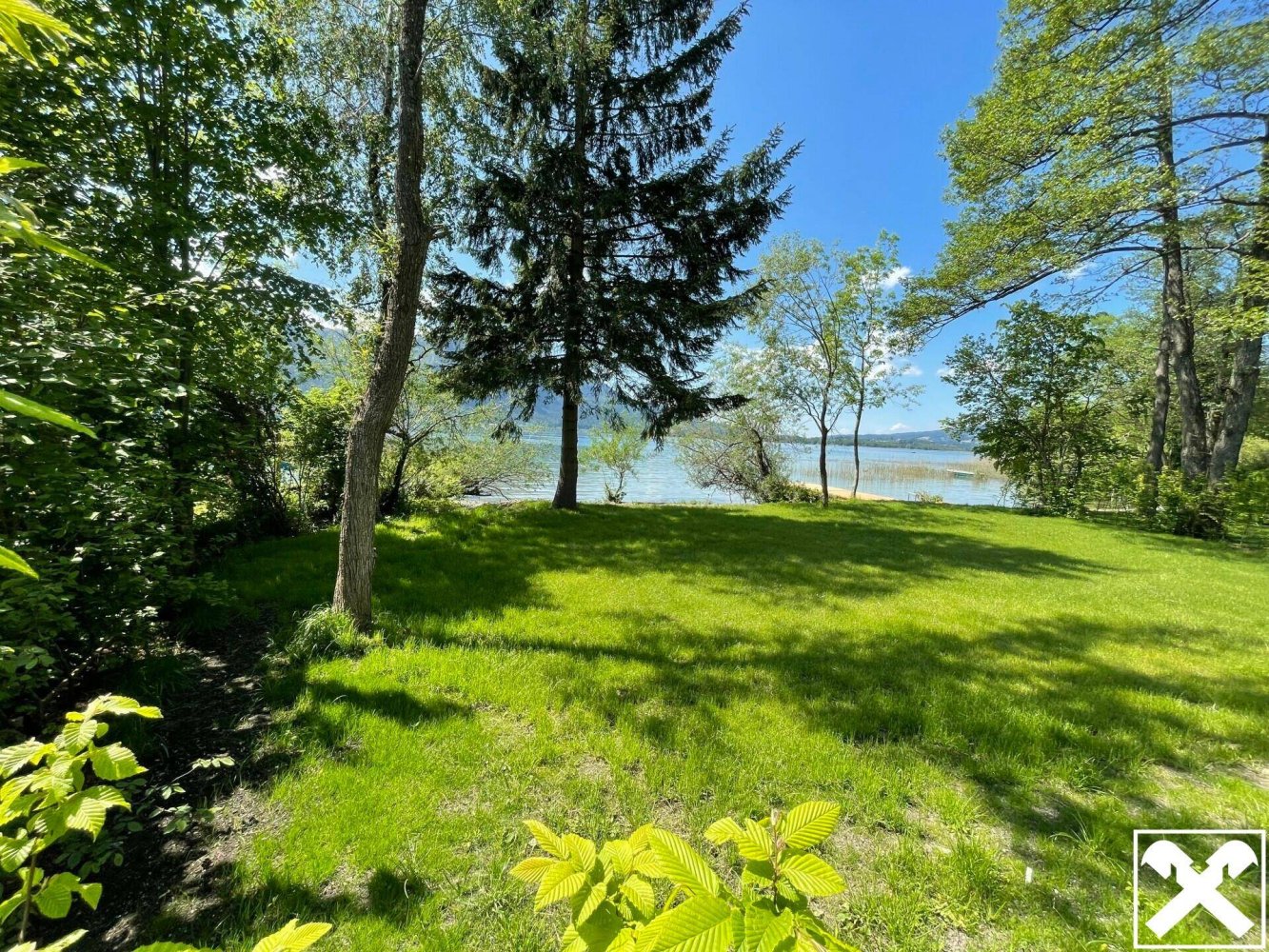 365m² Land in Innerschwand am Mondsee, Austria No. 63523