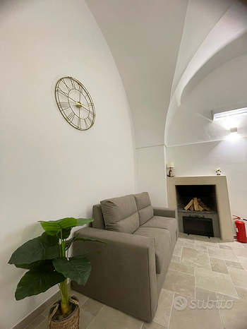 2غرفة منزل في Aradeo, Italy رقم 292734