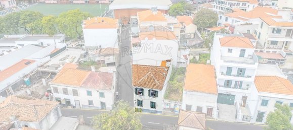 3 bedrooms House in Funchal, Portugal No. 25830 7