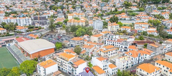 3 bedrooms House in Funchal, Portugal No. 25830 3