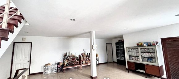 700m² Commercial property in Pak Kret, Thailand No. 13322 3