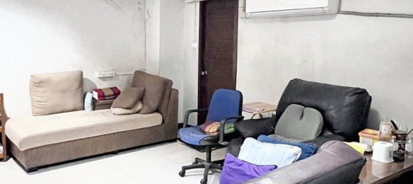 700m² Commercial property in Pak Kret, Thailand No. 13322 2