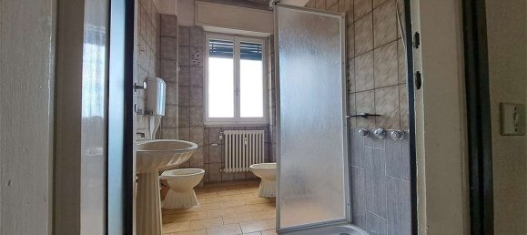 Квартира с 2 спальнями в Лаццате, Италия № 361222 11