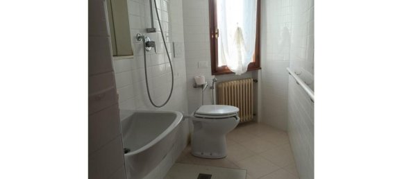 5 bedrooms House in Padua, Italy No. 321985 45