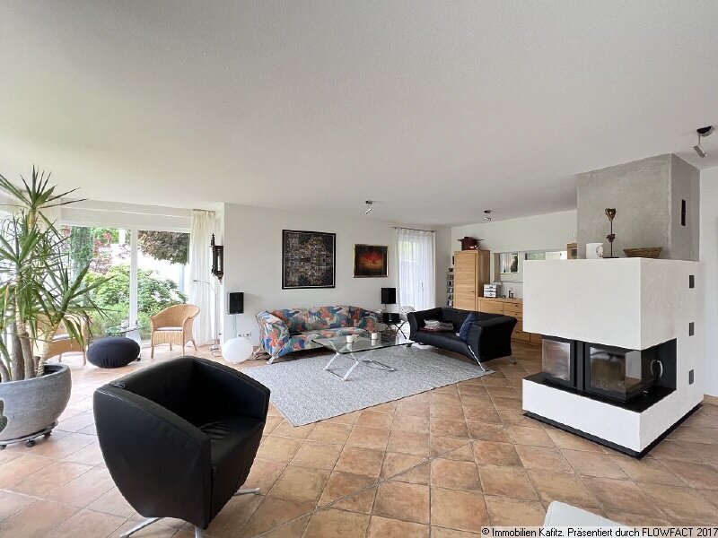 Casa de 6 habitaciónes en Kaiserslautern, Germany No. 13050