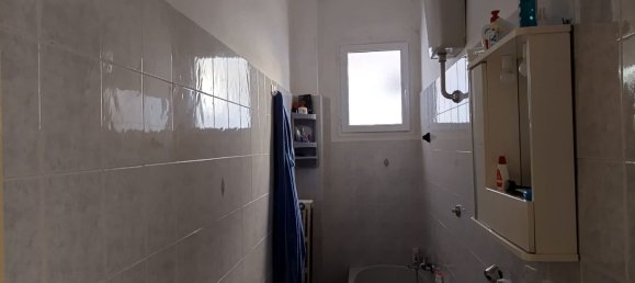 Квартира с 4 комнатами в Бари, Италия № 31272 4