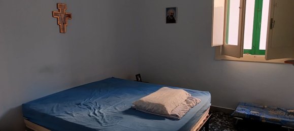 Квартира с 4 комнатами в Бари, Италия № 31272 3