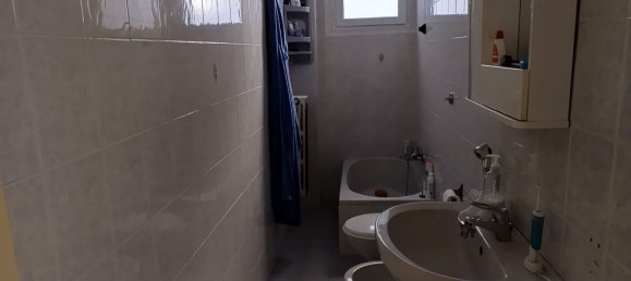 Квартира с 4 комнатами в Бари, Италия № 31272 7