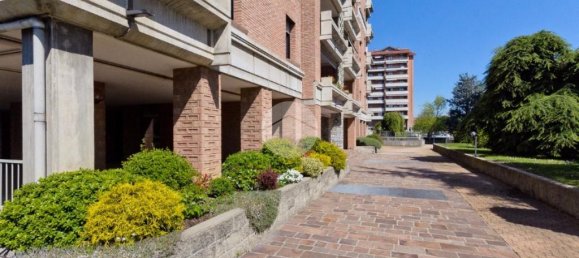 2 bedrooms Apartment in Rivoli, Italy No. 287105 3