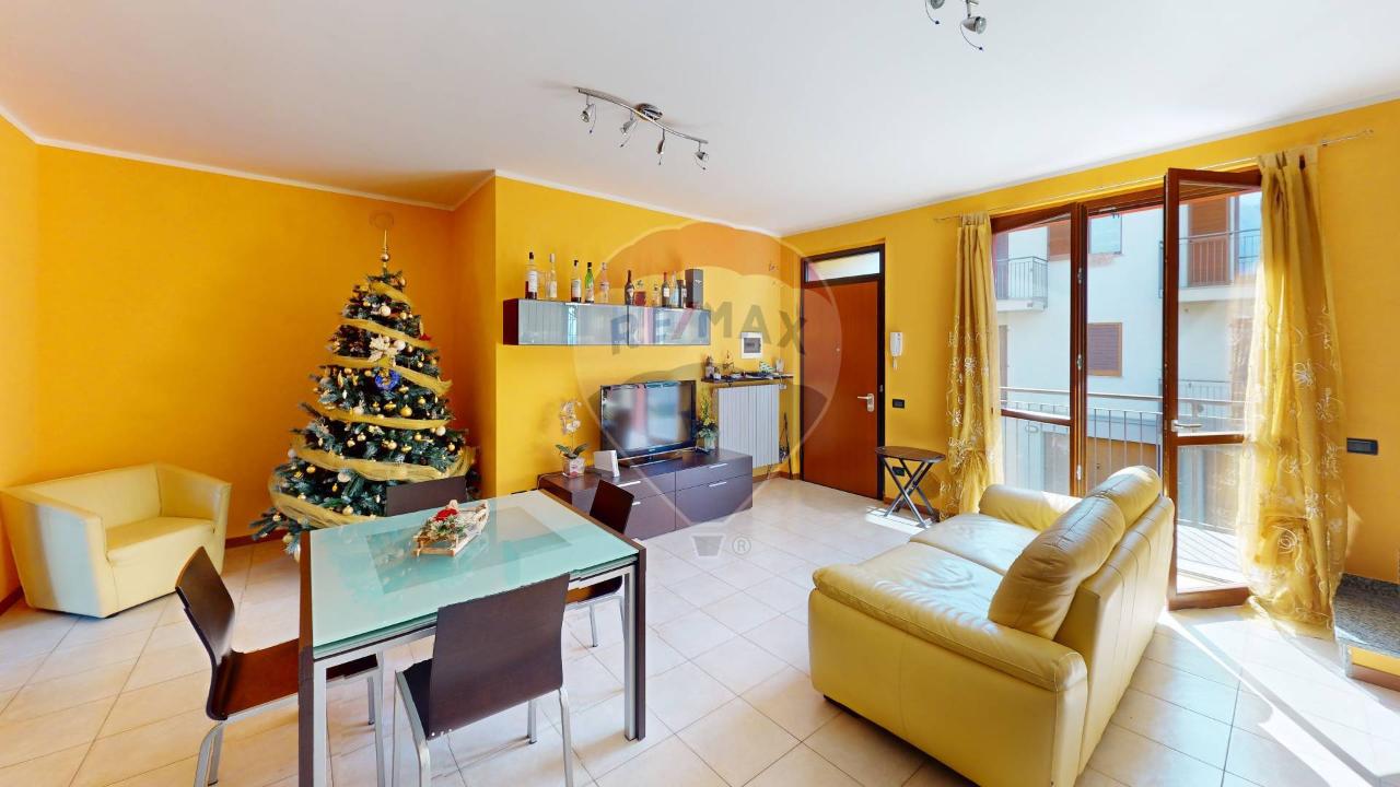 Apartamento de 3 habitaciónes en Talamona, Italy No. 29249