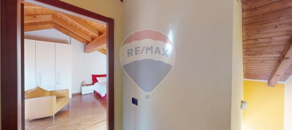 Apartamento de 3 habitaciónes en Talamona, Italy No. 29249 11