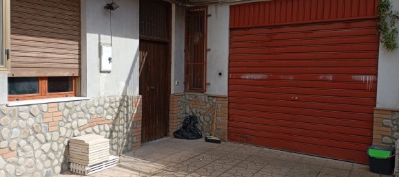 5غرفة شقة في Spezzano della Sila, Italy رقم 253801 4