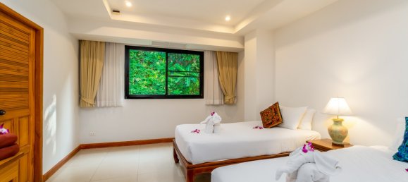 Квартира с 2 спальнями в Пляж Сурин, Таиланд № 25938 4