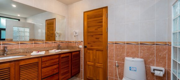 Квартира с 2 спальнями в Пляж Сурин, Таиланд № 25938 5